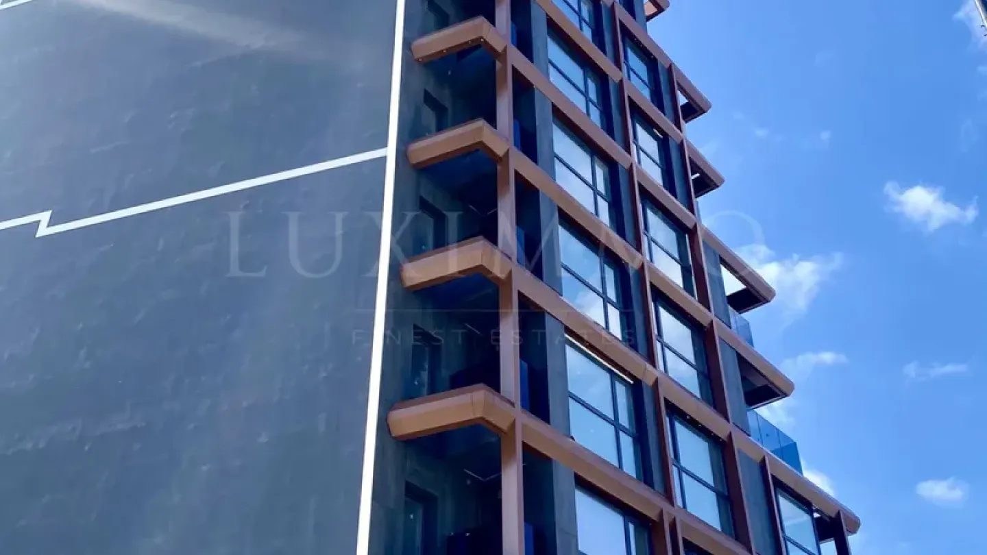 Spacious 2-Bedroom Apartment in Sofia's Boutique Building - Image 3