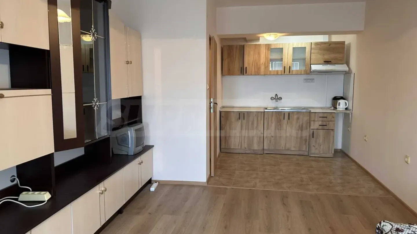 Stylish Varna Apartment – Fully Furnished, Prime Location - Image 3