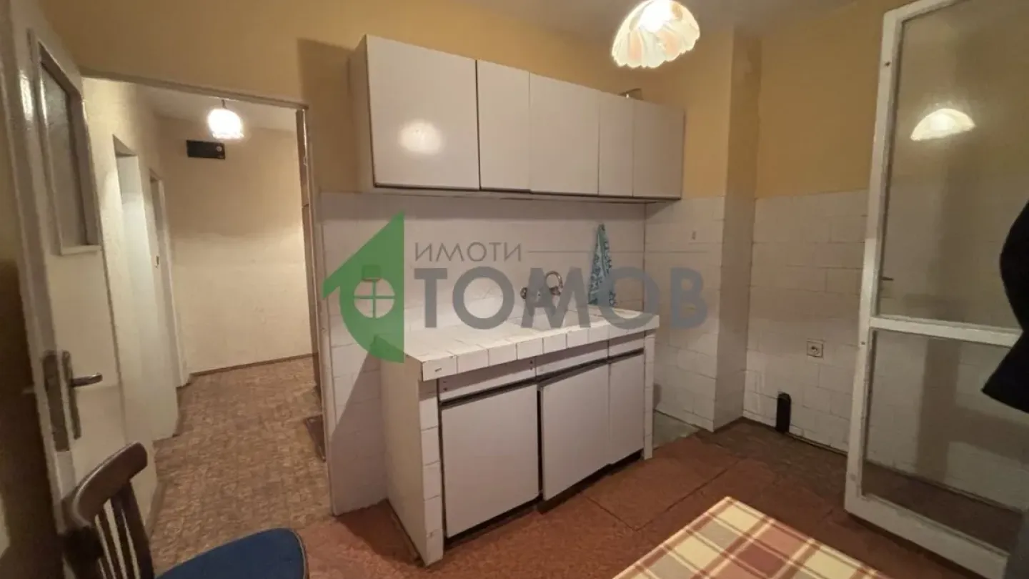 Spacious 2+1 Apartment in Stara Zagora – Great Location - Image 1