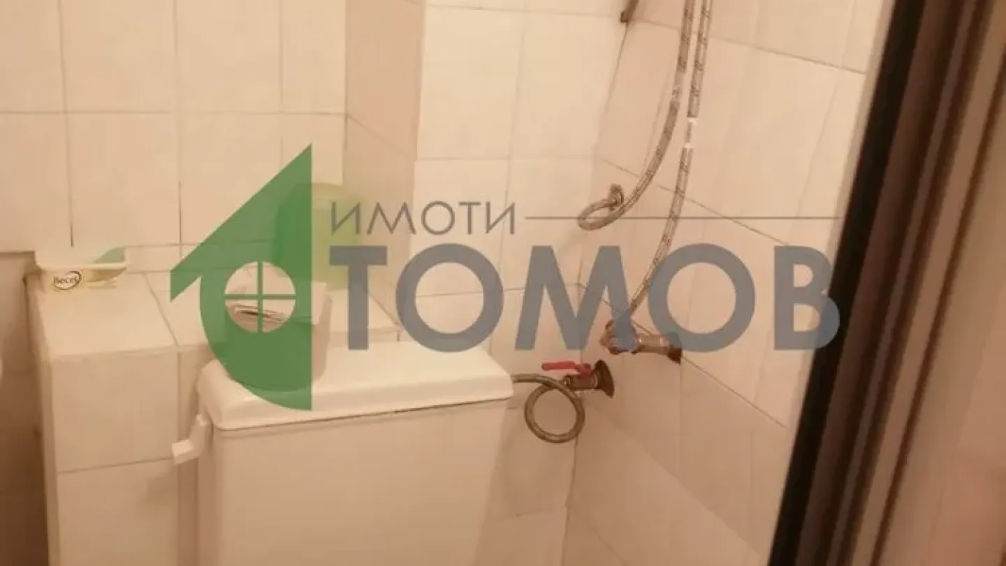 Spacious Two-Bedroom Apartment in Ruse's Rodina 2 District - Image 1