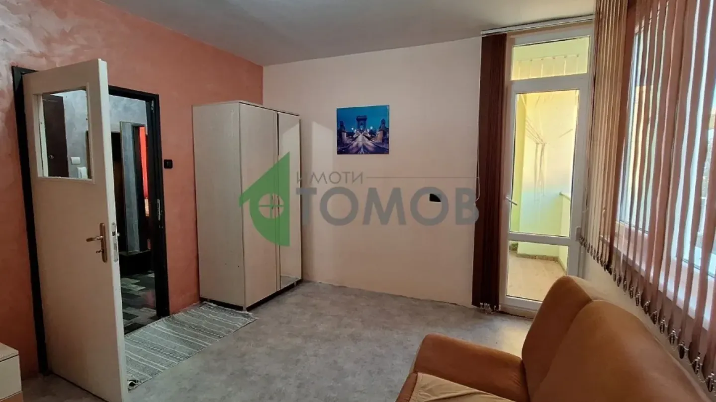 Spacious South-Facing Apartment in Stara Zagora – 45m2 - Image 1