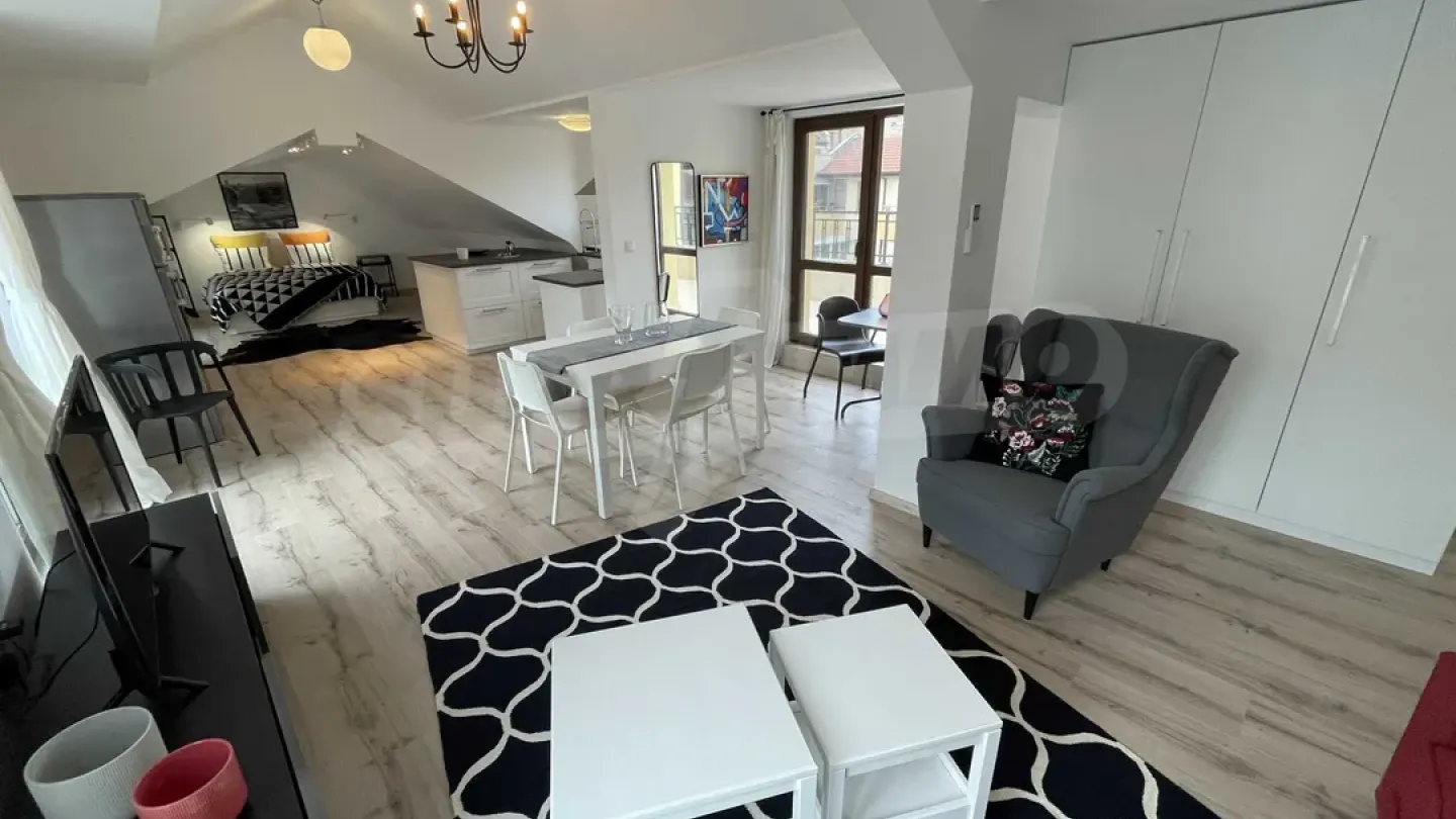 Stylish Varna Studio Apartment - Fully Furnished, Modern Design - Image 2