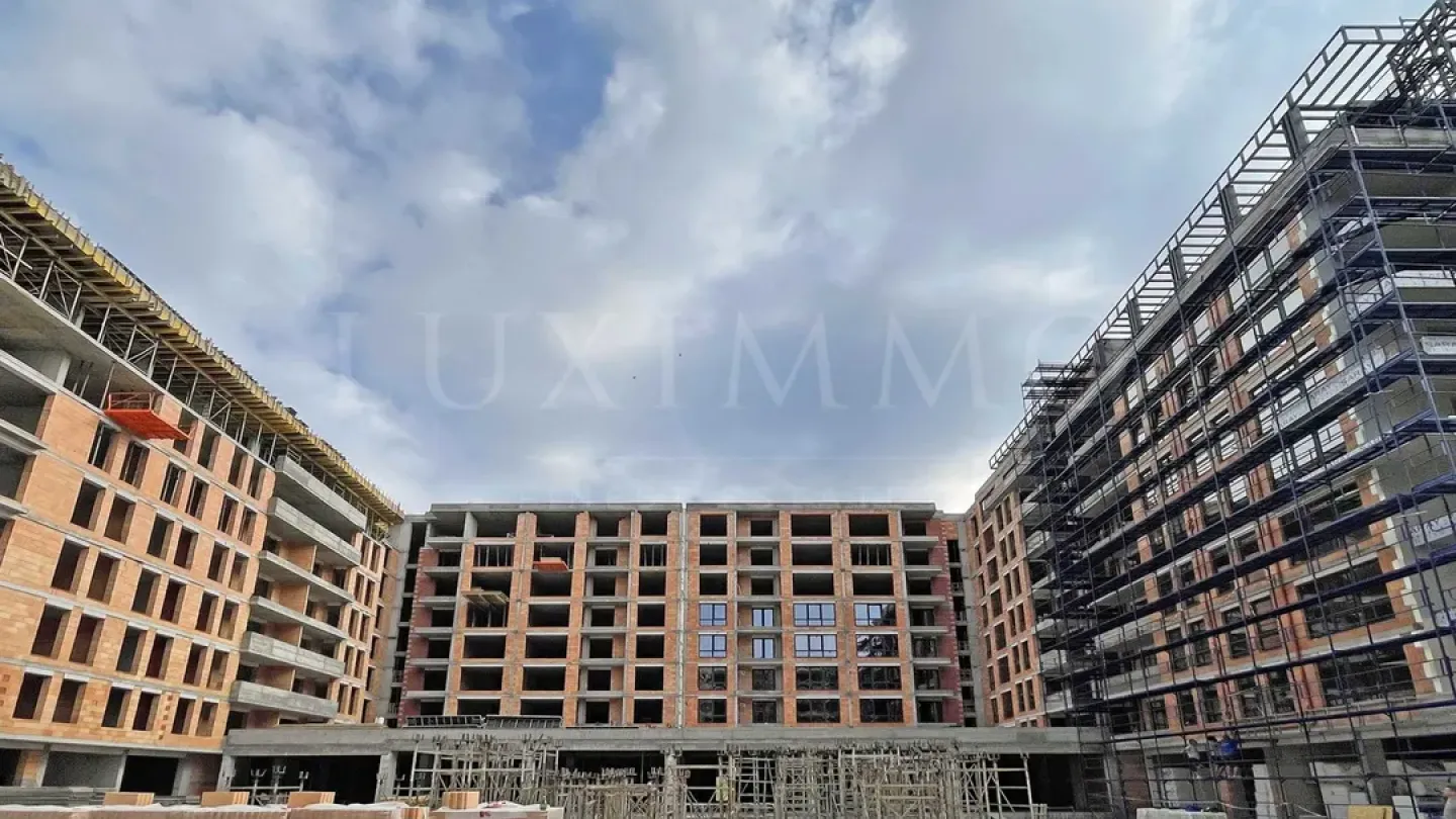 Stylish Studio in Plovdiv's Hristo Smirnenski Complex - Image 5