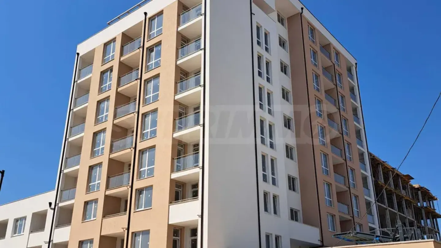 Spacious New Apartment with Lake View in Burgas - Image 5