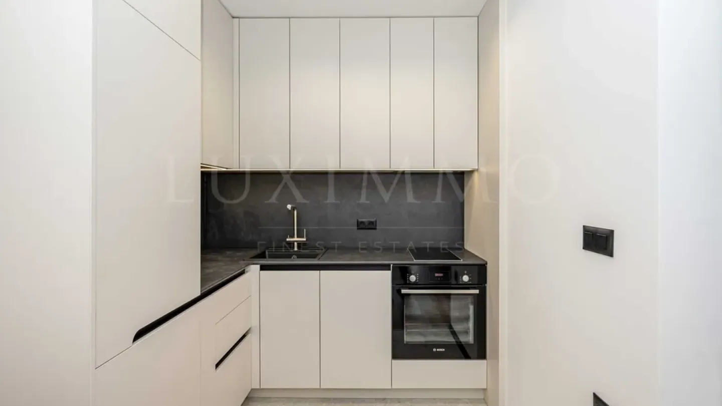 Stylish Fully Furnished Apartment in Plovdiv's Heart – 67m2 - Image 4