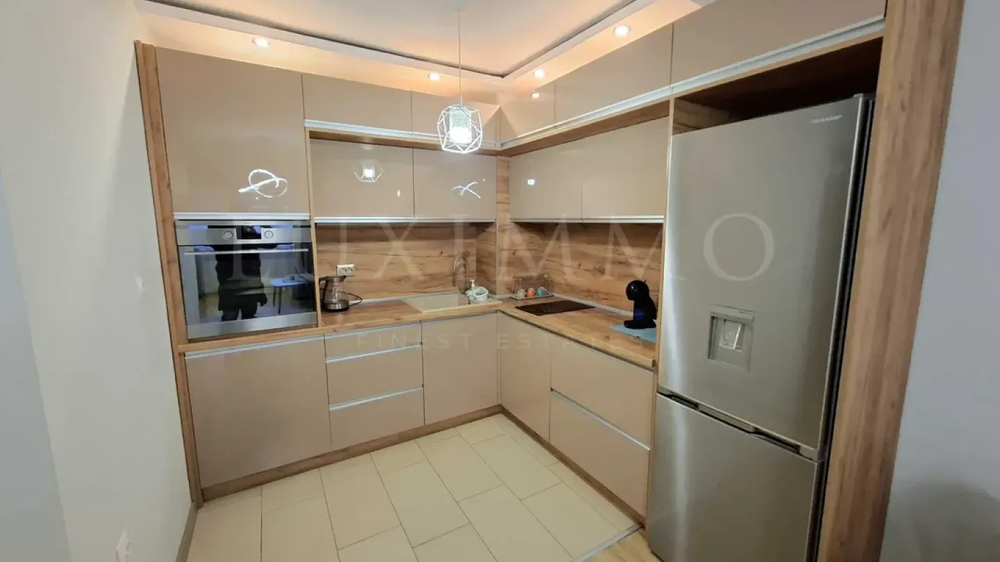 Stylish One-Bedroom Apartment in Varna's Levski District - Image 1