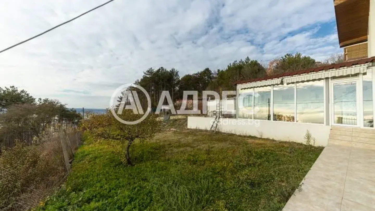 Spacious Villa with Stunning Sea and Forest Views for Sale - Image 1