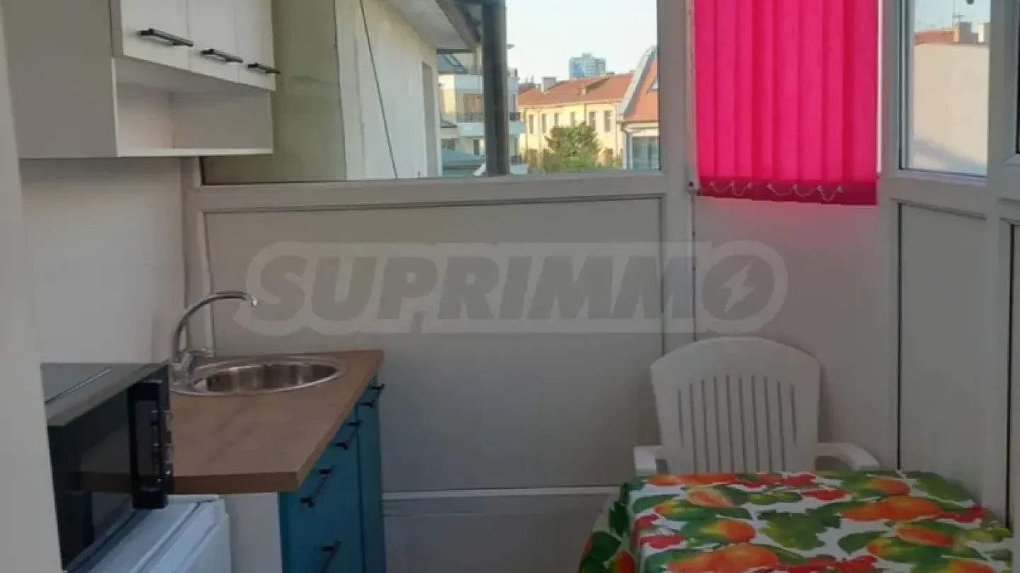 Stylish Burgas Apartment – Beachfront & Fully Furnished - Image 3