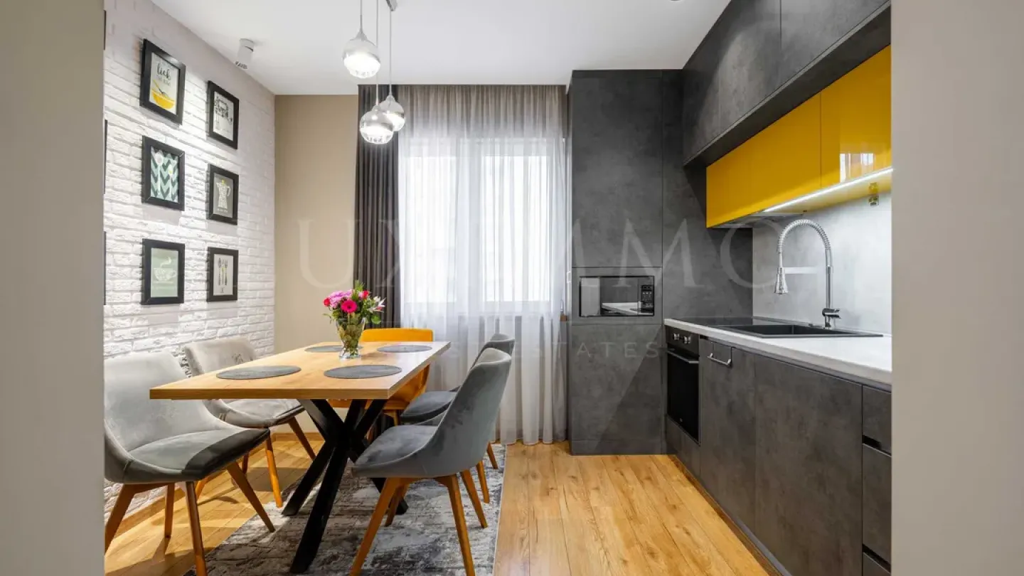 Spacious, Fully Furnished Apartment in Plovdiv's Kyuchuk Paris - Image 3