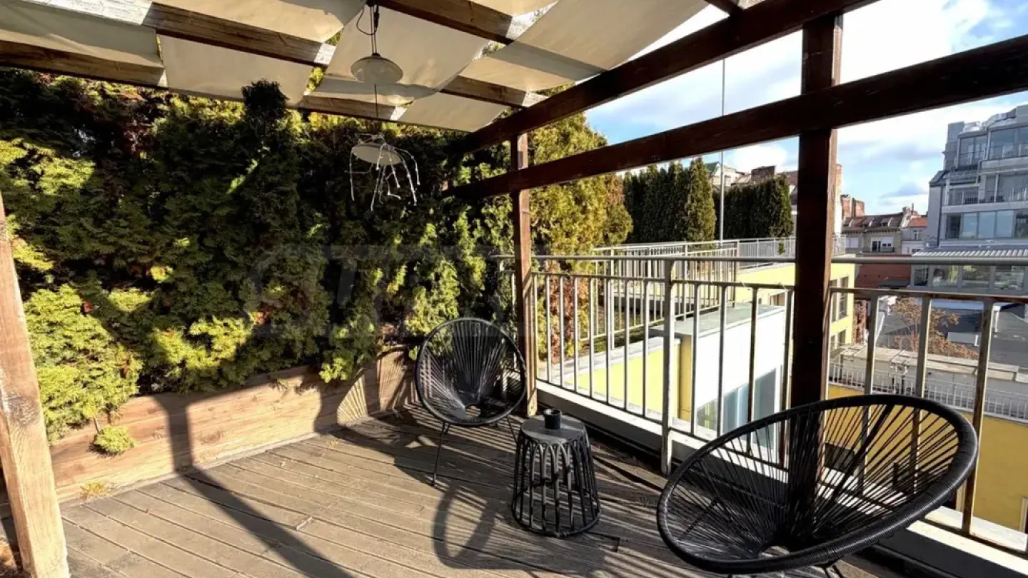 Luxurious Sofia Mezzanine with Garden - Fully Furnished - Image 1