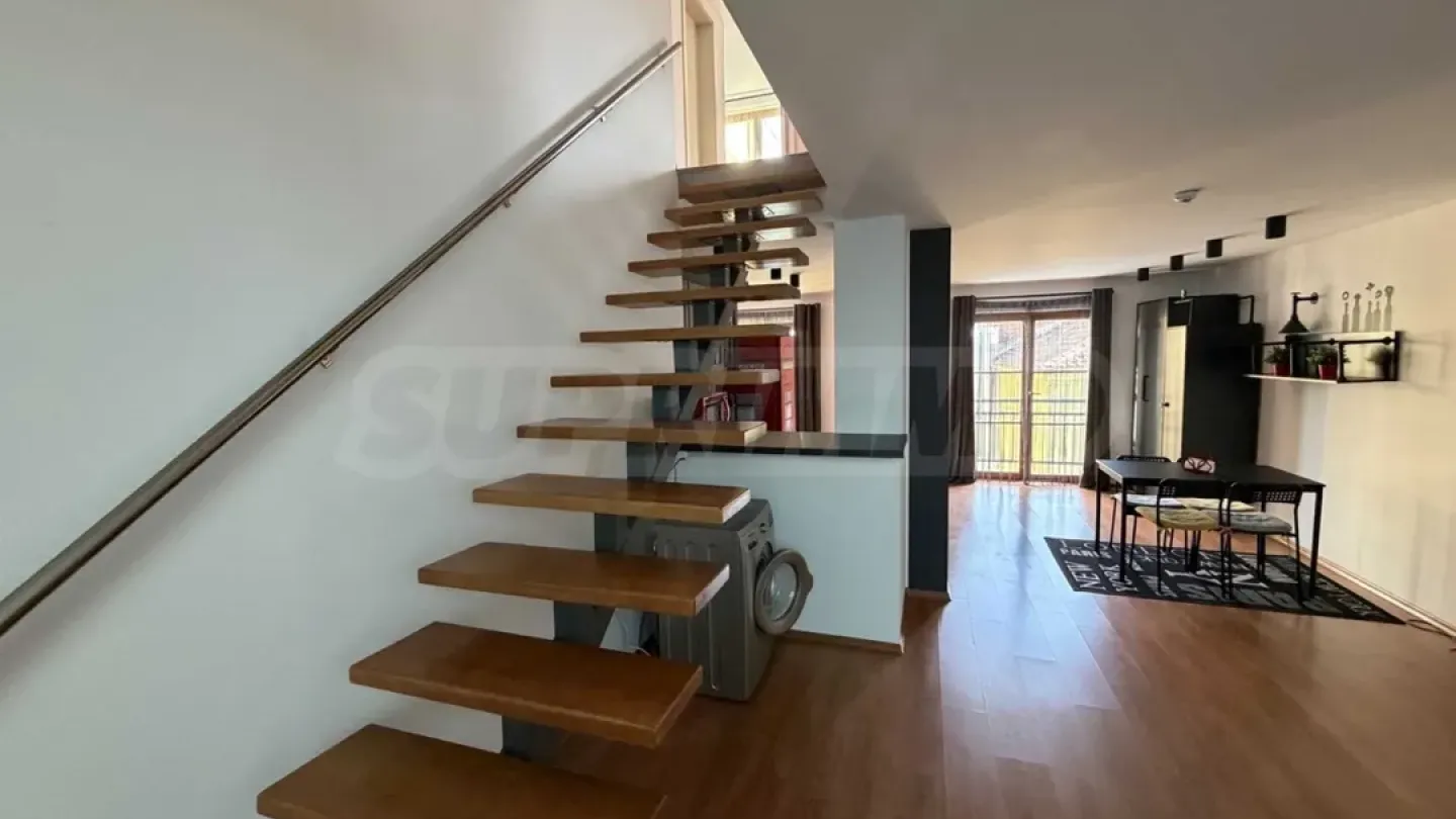 Luxurious Sofia Mezzanine with Garden - Fully Furnished - Image 3