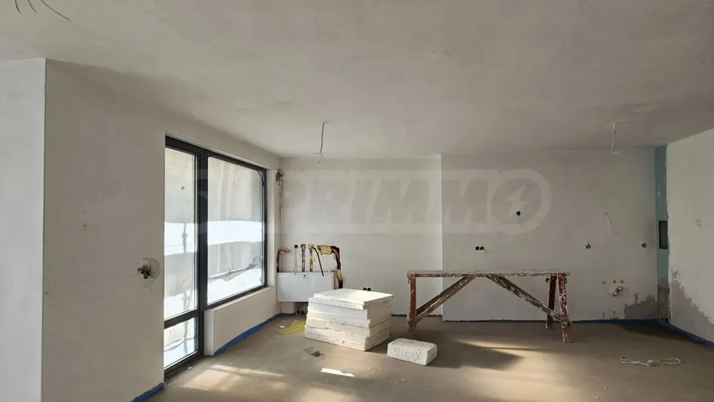 Spacious 3-Bedroom Apartment in Sofia, Bulgaria - Image 1