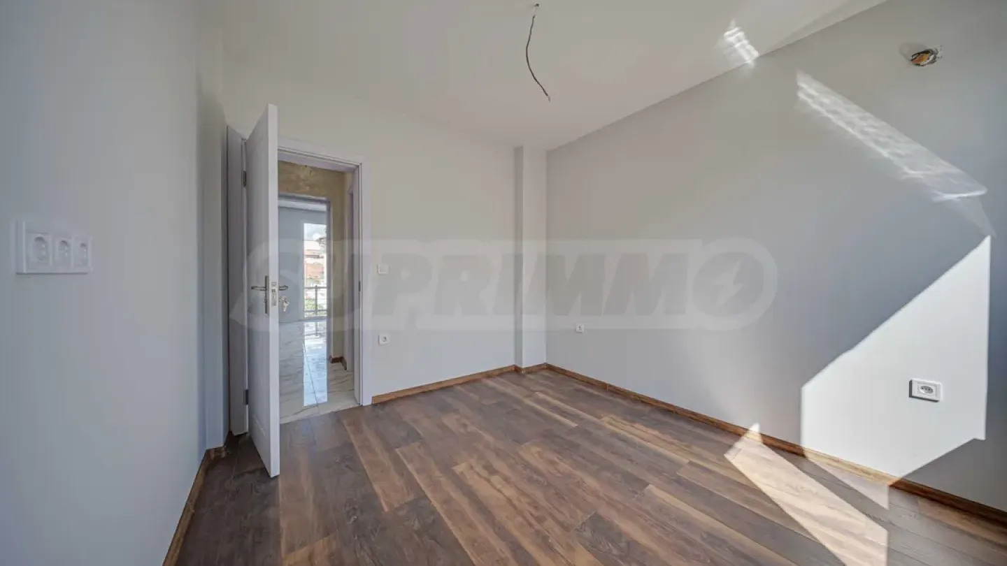 Two-Story House with Garden in Sofia's "Levski" Area - Image 5