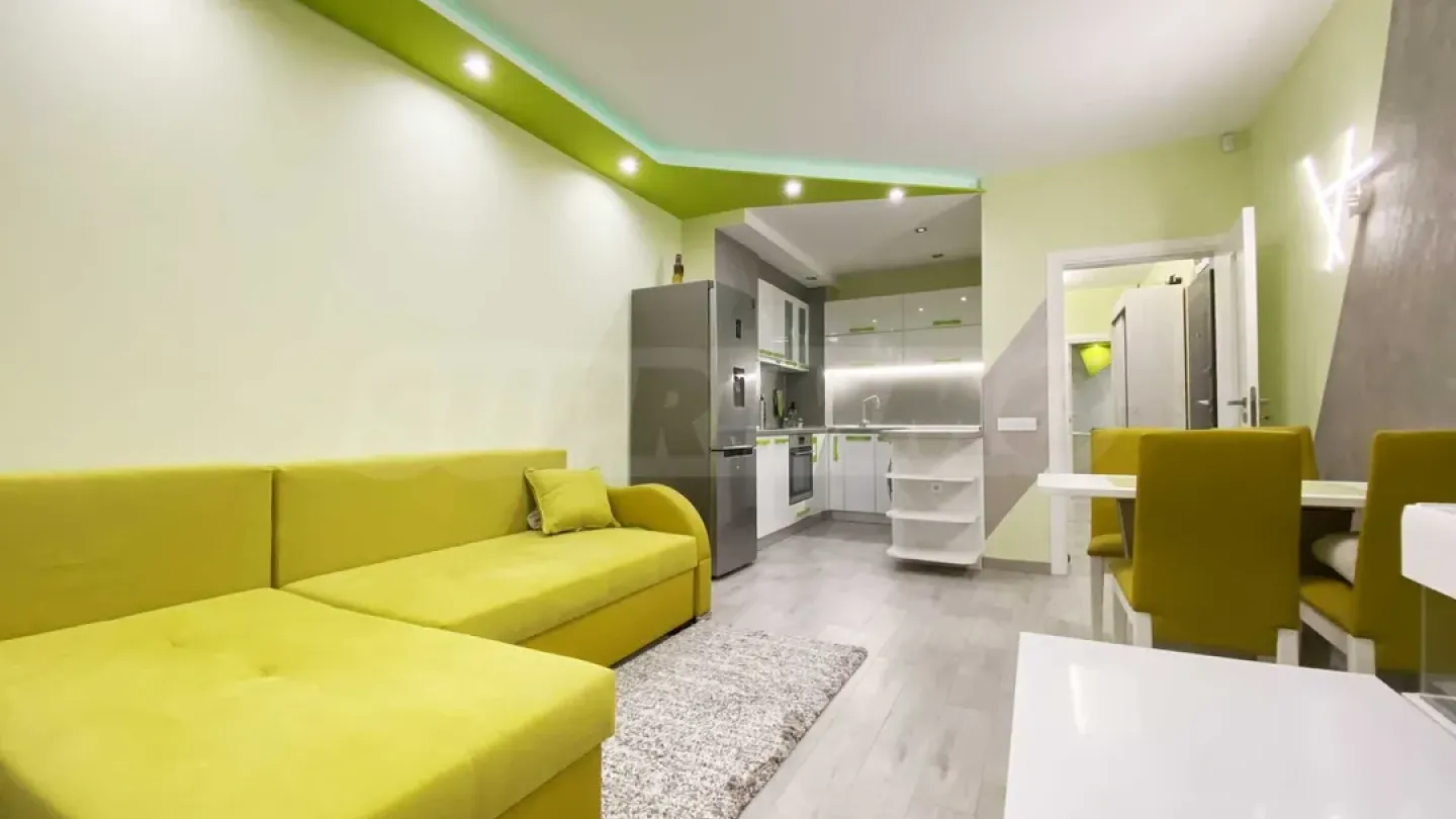 Spacious, Modern 3BR Apartment with Garage - Plovdiv - Image 3