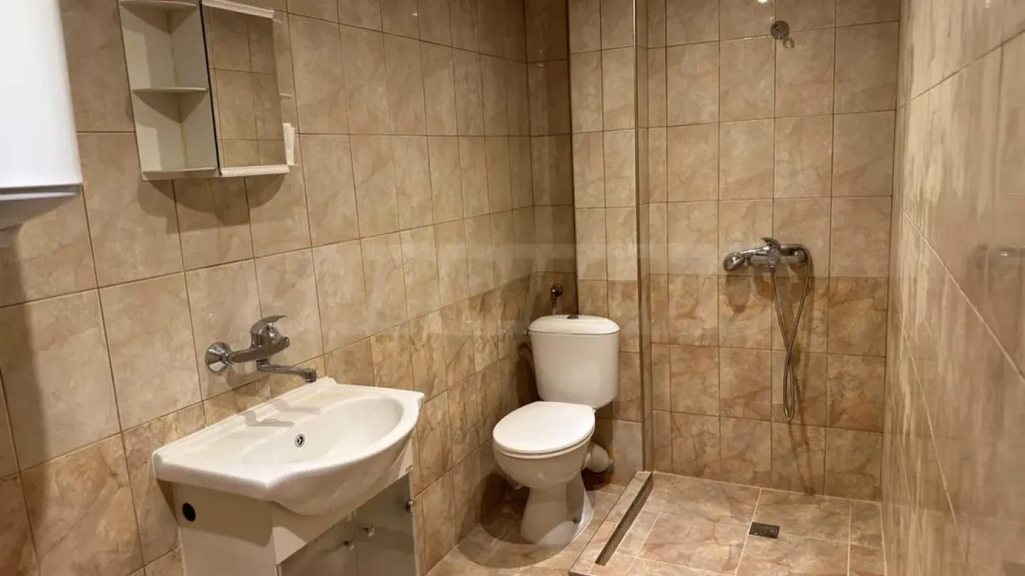 Stylish Varna Apartment – Fully Furnished, Prime Location - Image 4