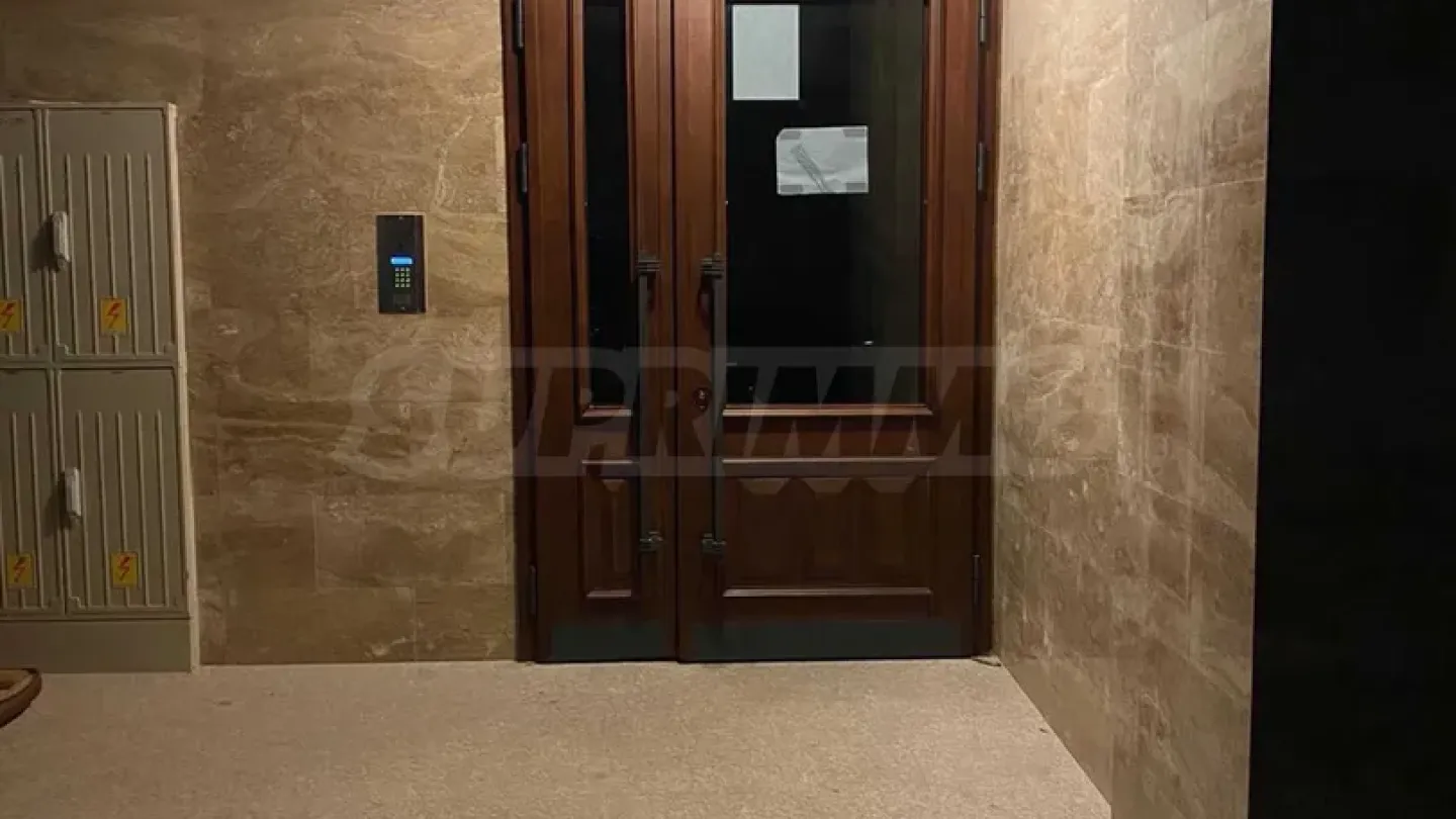 Spacious, Fully Furnished Apartment with Sea Views in Varna - Image 5