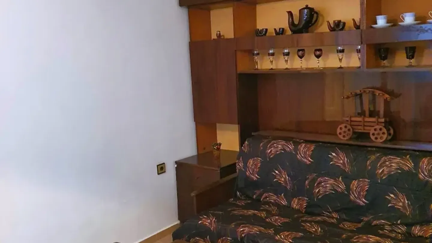 Charming Two-Bedroom House with Garden in Varna’s Troшеvo - Image 2