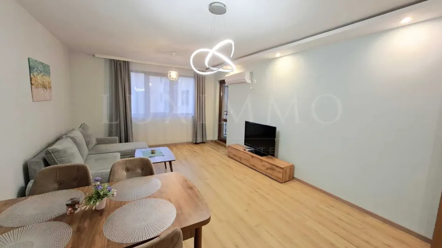 Stylish One-Bedroom Apartment in Varna's Levski District - Image 3