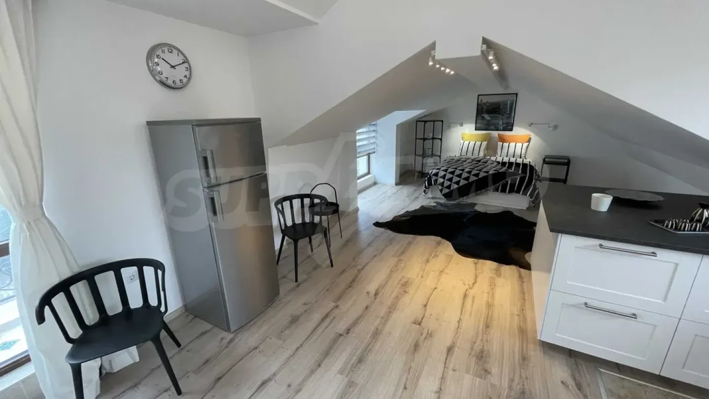 Stylish Varna Studio Apartment - Fully Furnished, Modern Design - Image 4