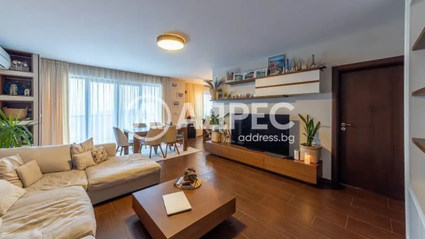 Spacious, Fully Furnished Panorama Apartment in Varna’s Brzyaq District for Sale - Image 3