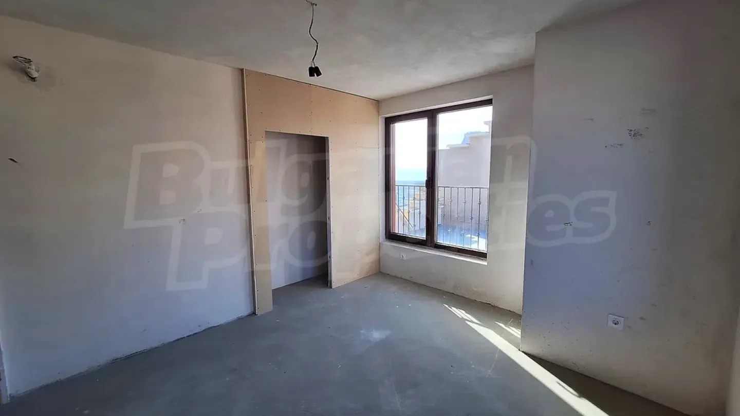 Spacious Two-Bedroom Apartment with Stunning Varna Sea Views - Image 1