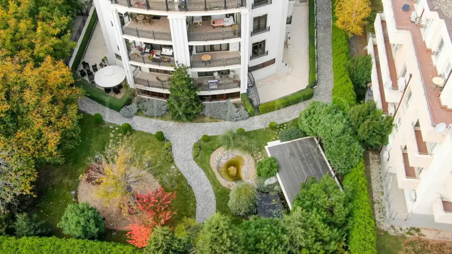 Stylish One-Bedroom Apartment in Briz District, Varna – Fully Furnished - Image 2