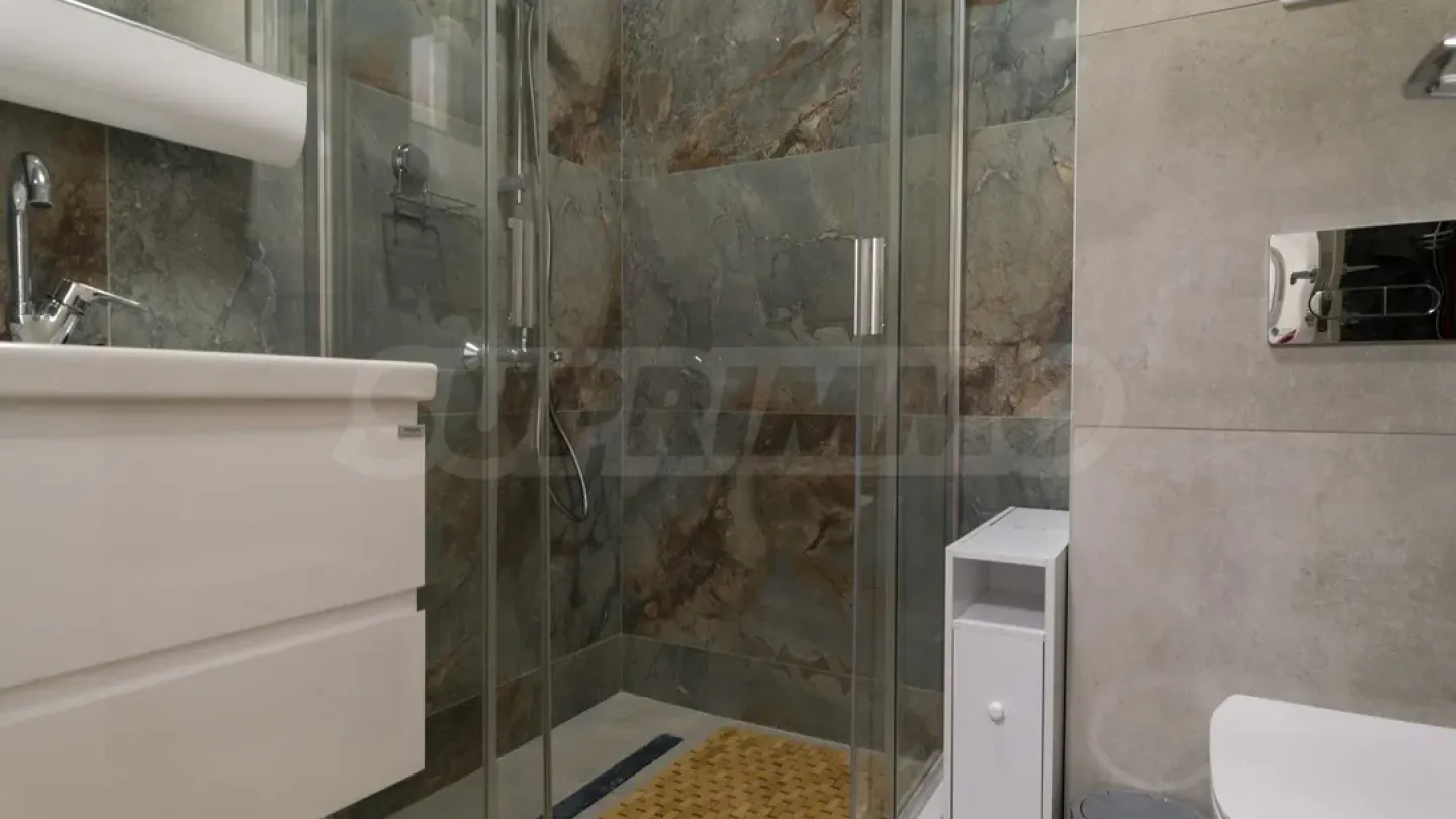 Stylish 2-Bedroom Apartment in Plovdiv Center - Image 3