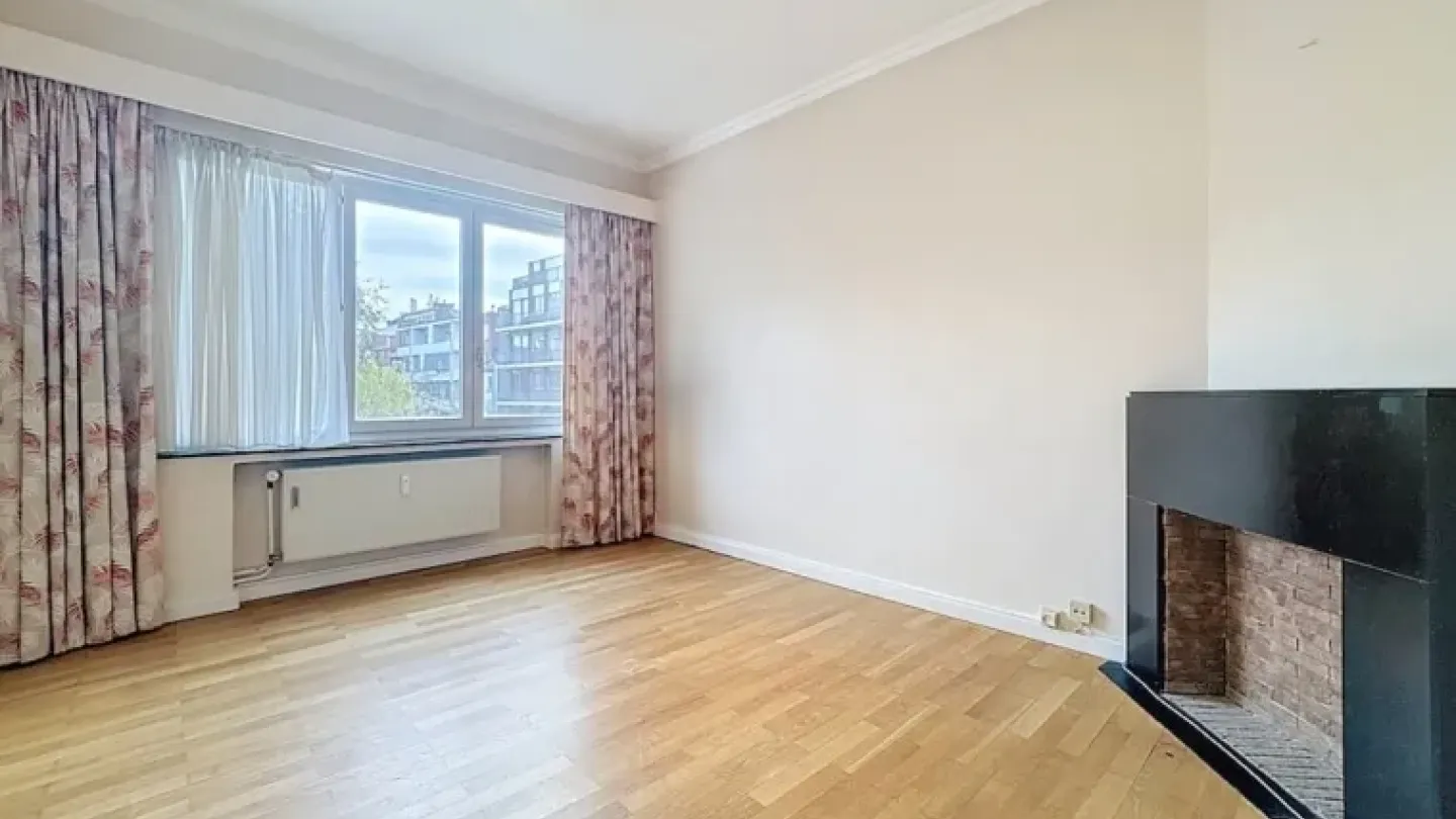 Stylish Brussels Apartment Near Place d’Arezzo – 2 Bedrooms - Image 5