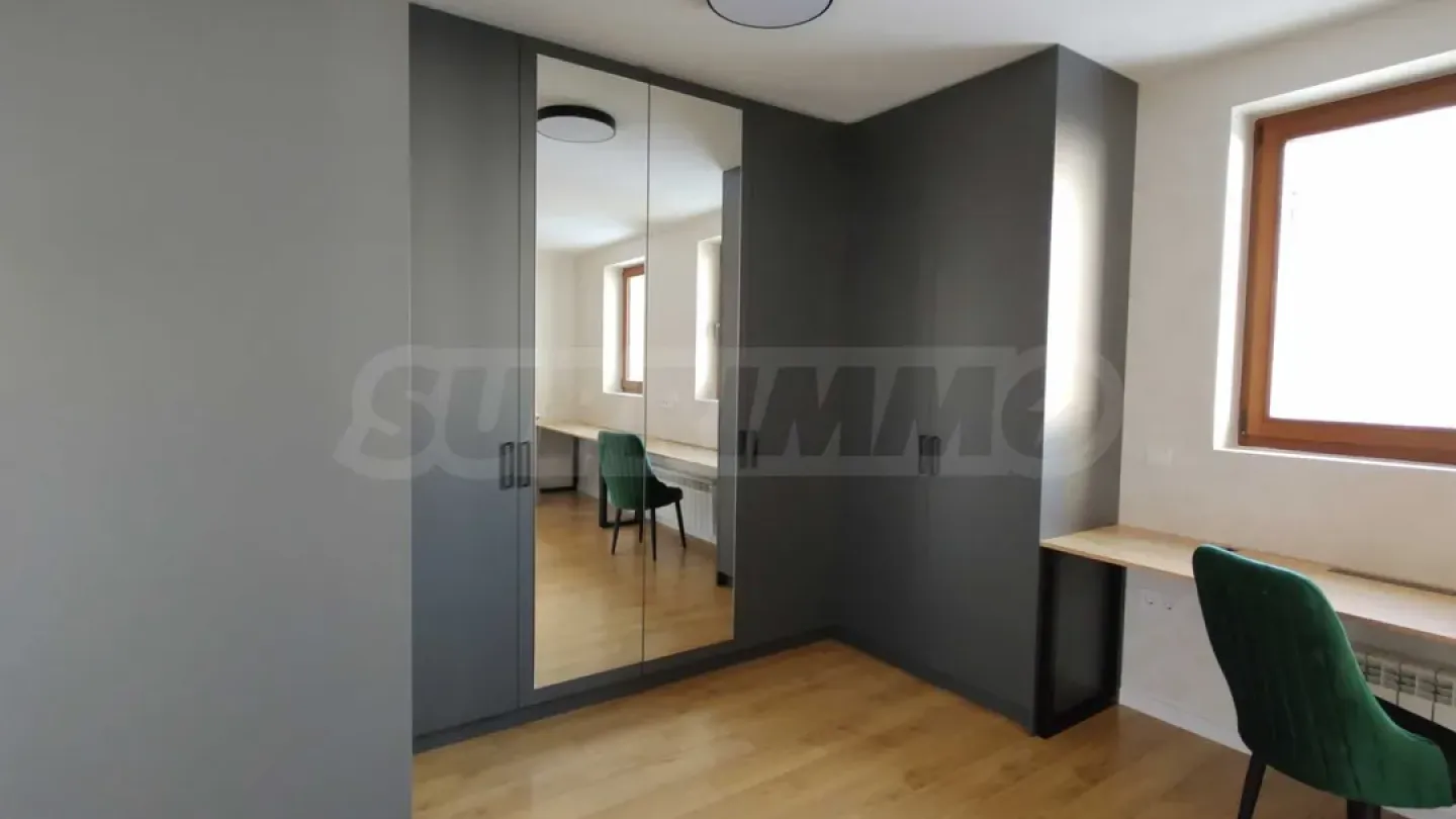 Spacious Fully Furnished Apartment in Paradise Place, Sofia - Image 2