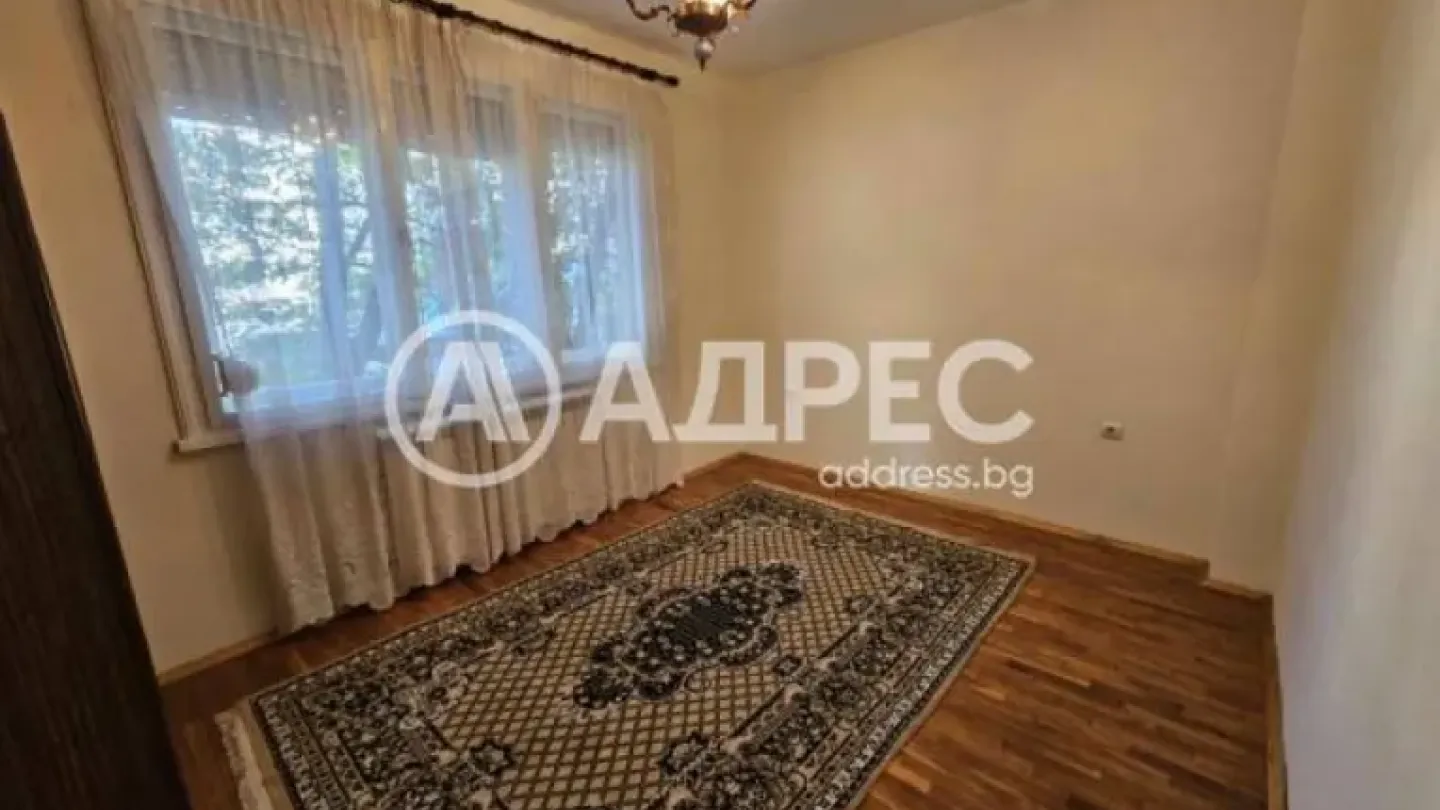 Spacious Fully Furnished 2-Bedroom Apartment in Stara Zagora - Image 3