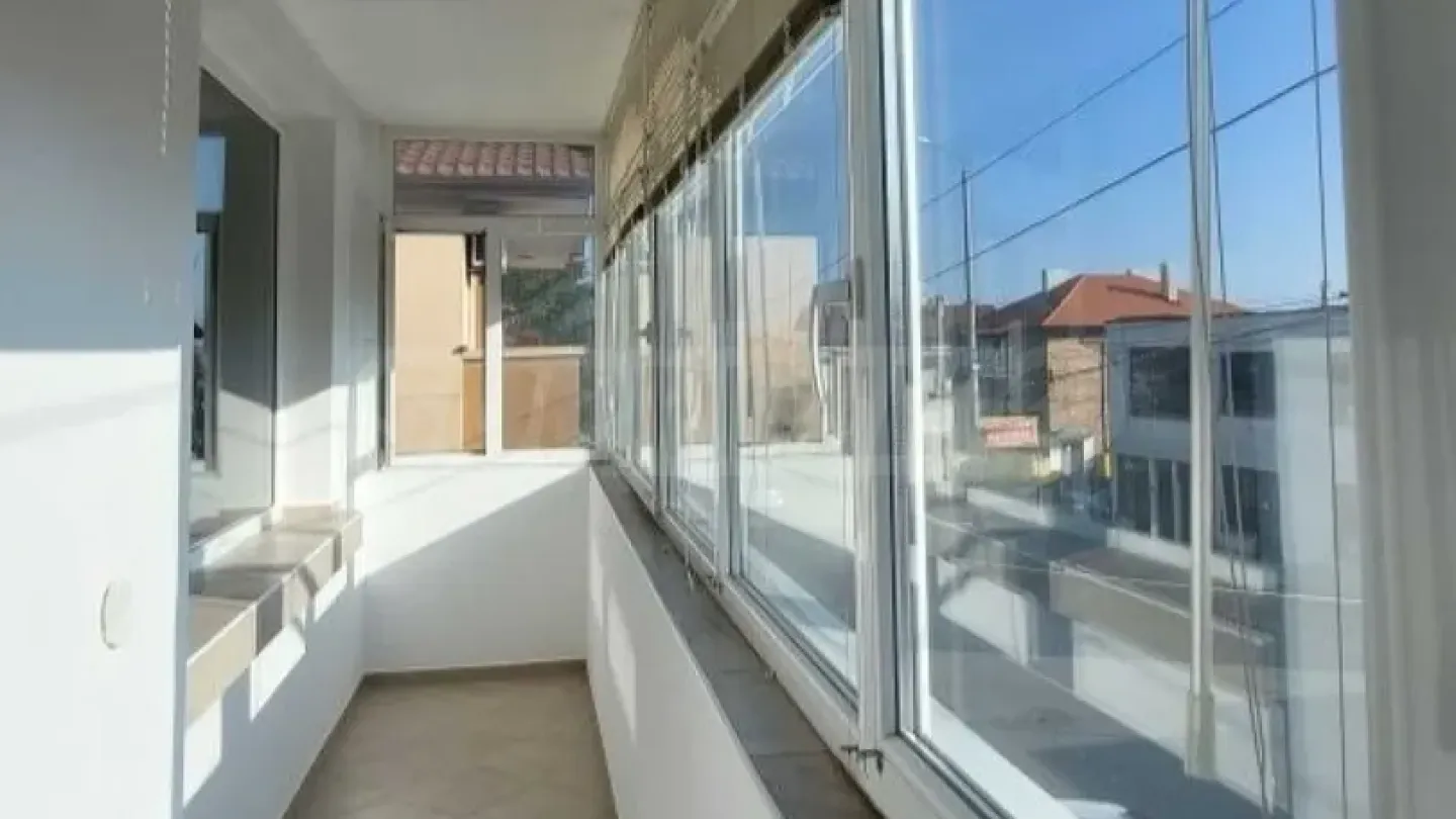 Spacious, Fully Furnished House with Garden in Burgas - Image 1