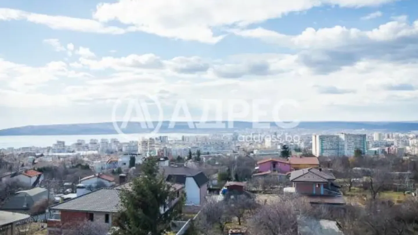 Spacious Villa with Sea Views - 6 Bedrooms, Varna, Bulgaria - Image 4