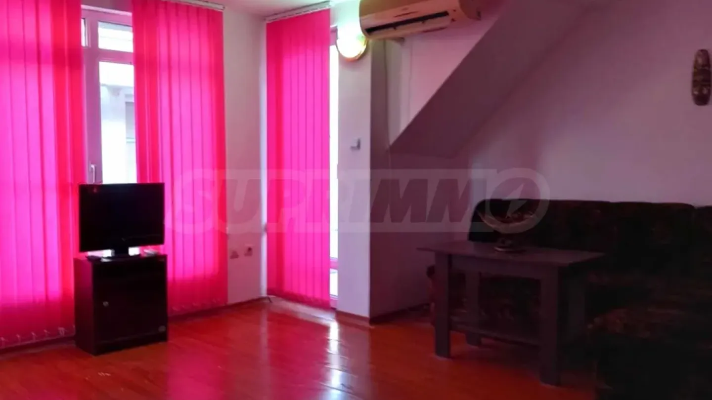 Stylish Burgas Apartment – Beachfront & Fully Furnished - Image 1