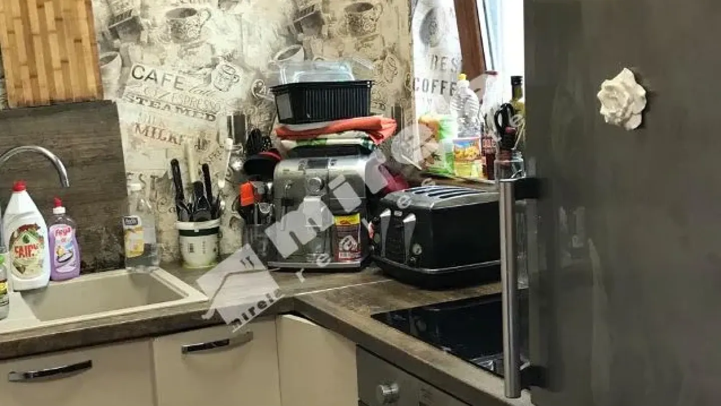 Spacious Fully Furnished House in Varna City Center - 300 sqm - Image 4