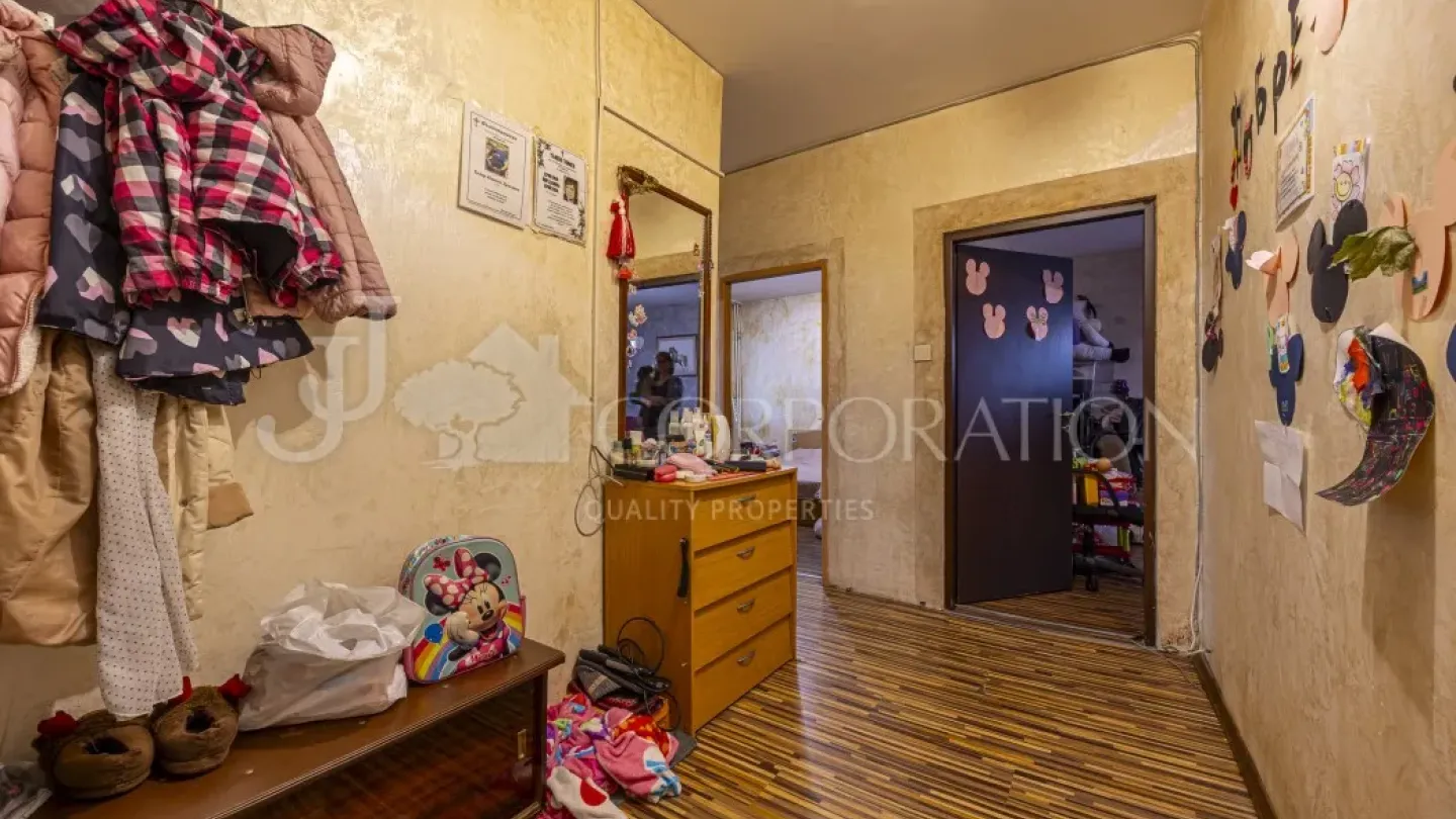 Spacious Fully Furnished 2-Bedroom Apartment in Oвча Купел Sofia - Image 3