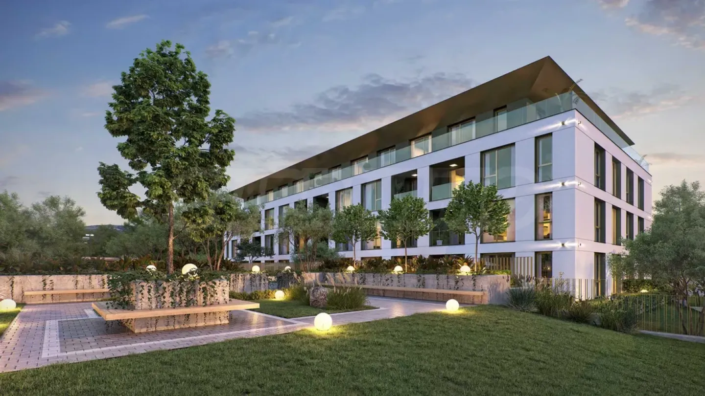 Spacious 3-Bedroom Apartment with Garden in Sofia - Image 1