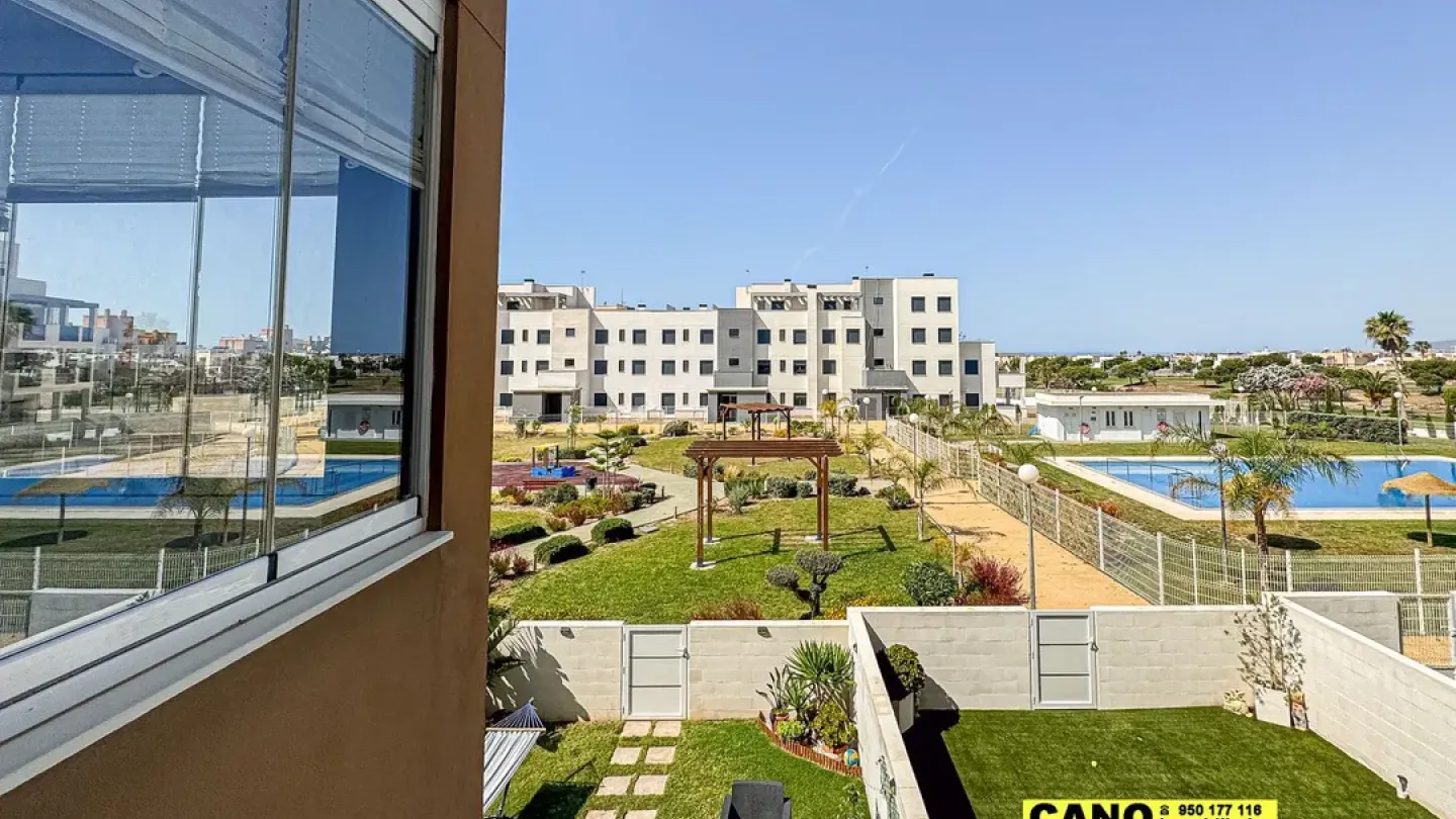 Spacious 2-Bedroom Apartment with Terrace in El Toyo, Spain - Image 3