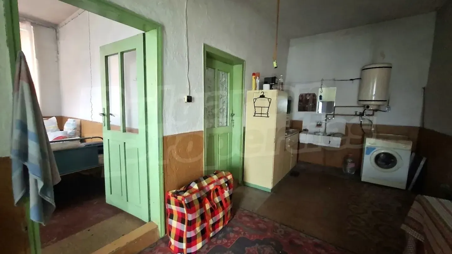 Spacious 2-Story House with Garden in Melnitsa Village, Elhovo - Image 1