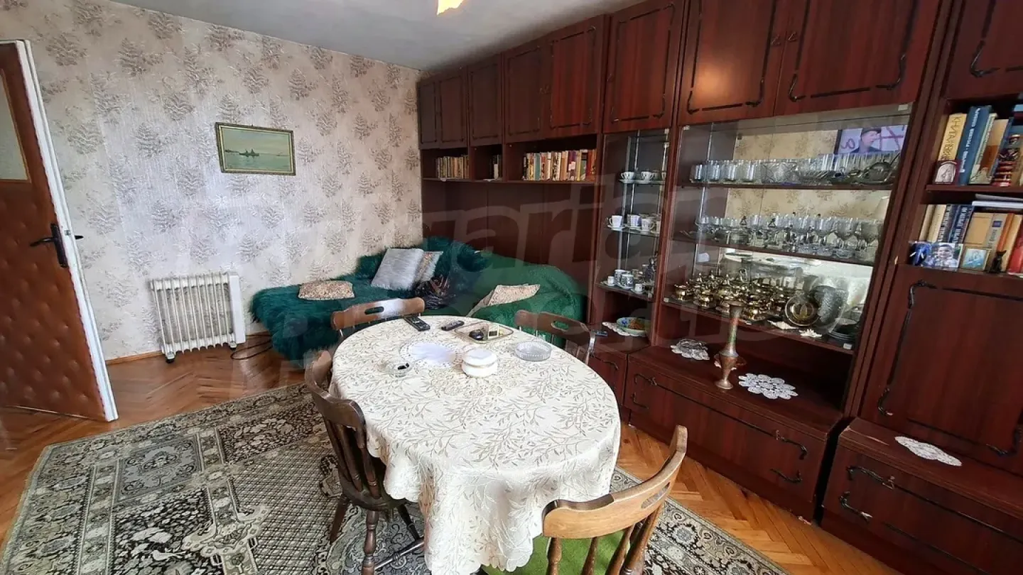 Spacious 3-Bed Apartment in Levski, Varna - Investment Opportunity - Image 3