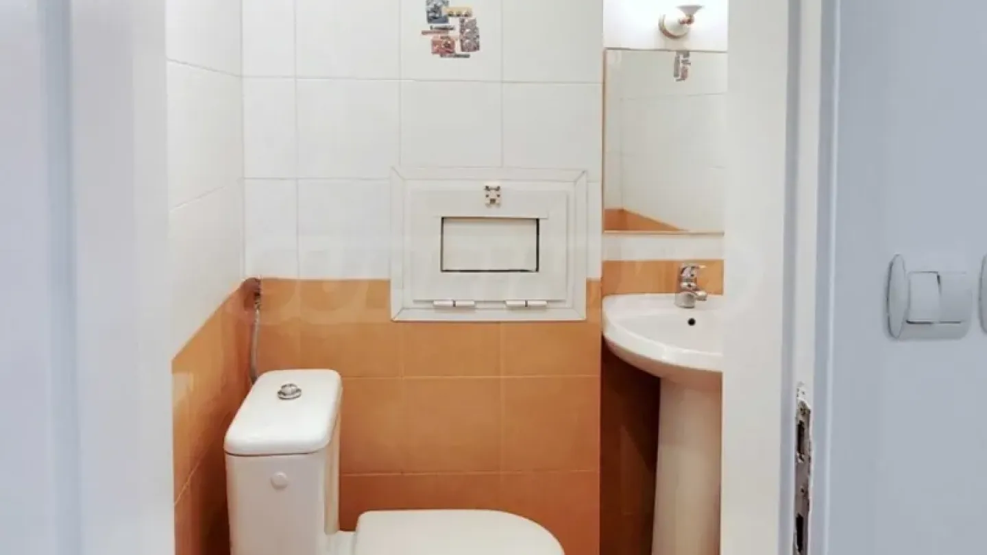 Spacious 5-Bed Mezonet with 5 Terraces - Sofia - Image 5