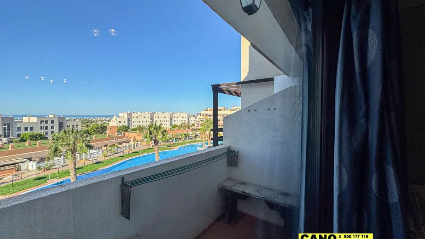 Spacious 2-Bedroom Apartment with Pool in Toyo, Almería - Image 5