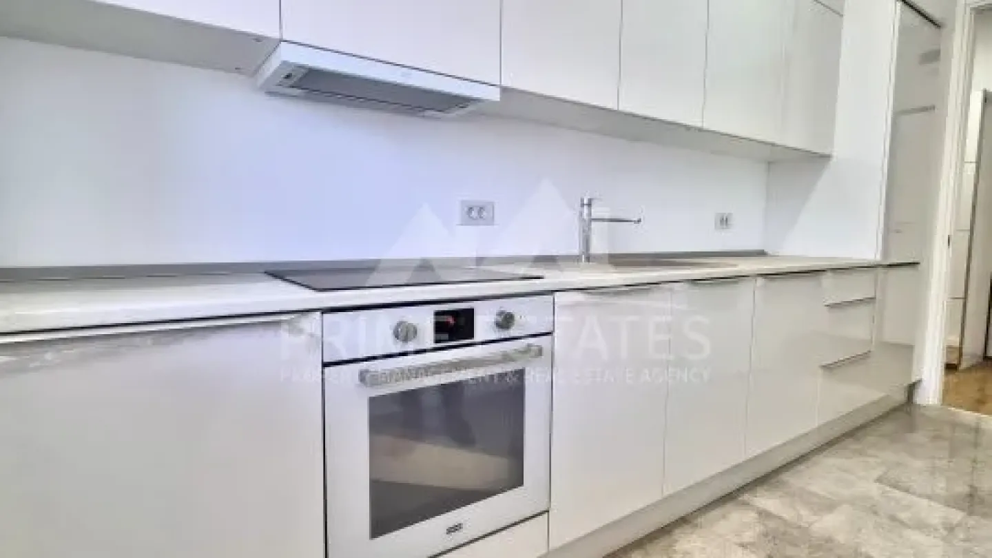 Spacious 2-Bedroom Apartment with Parking in Luxuria Residence, Bucharest - Image 1