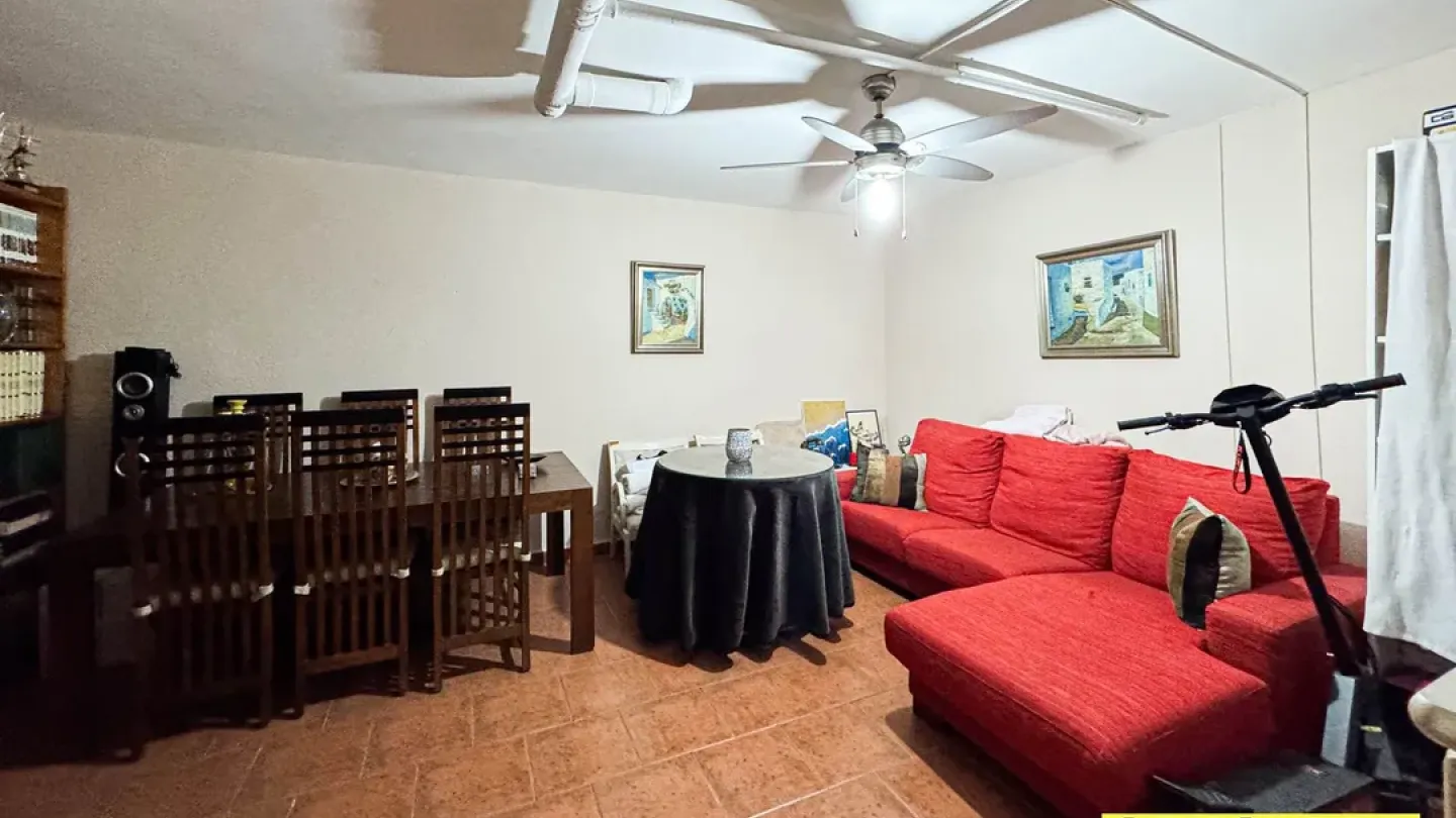 Spacious Triplex in Aguadulce with Pool & Stunning Sea Views - Image 5