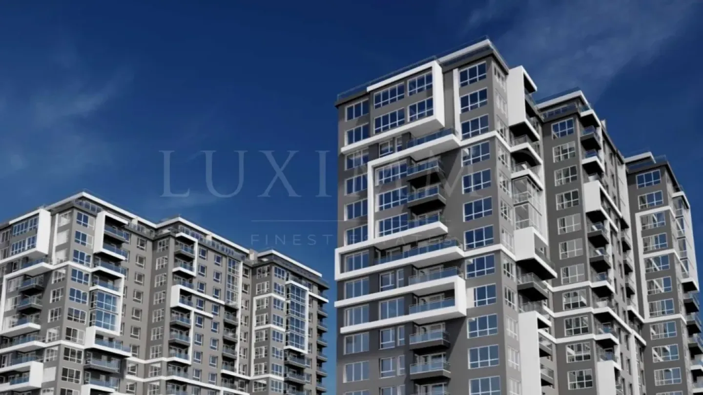 Spacious One-Bedroom Apartment Near Mall & Amenities in Varna - Image 4