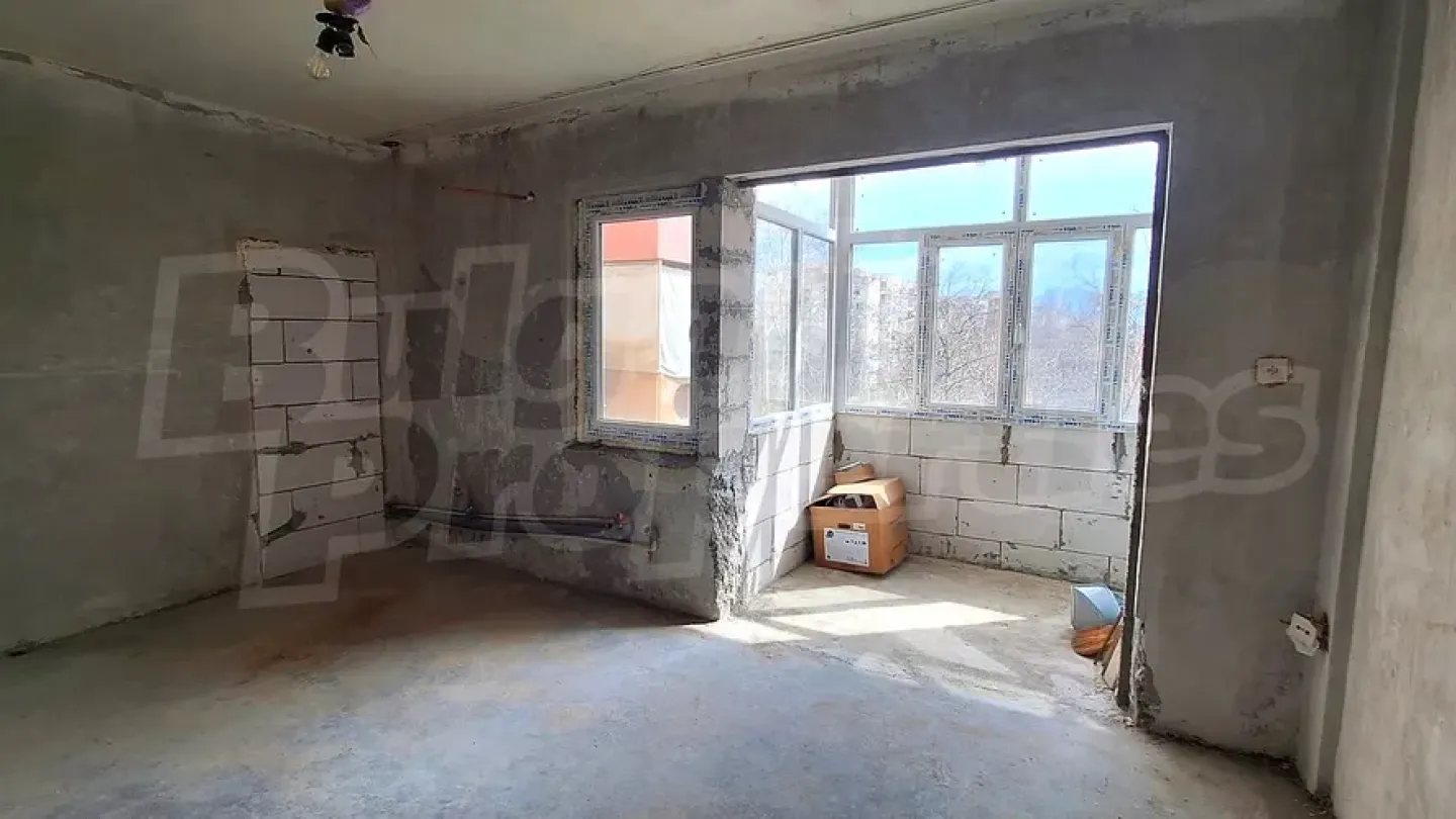 Stylish Studio Apartment Near Avangard Hall – Plovdiv, Bulgaria - Image 3