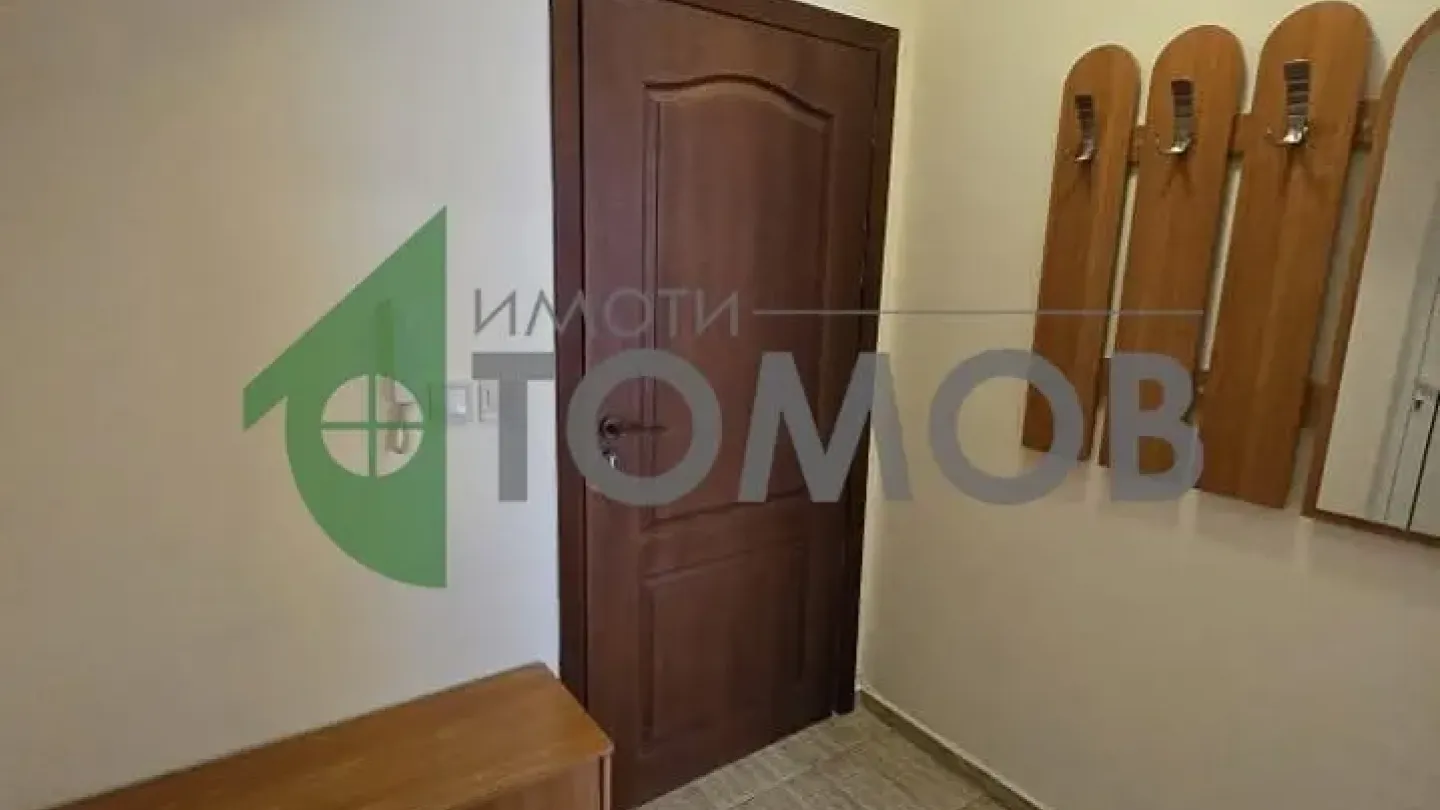 Spacious Fully Furnished Apartment in Central Stara Zagora, Bulgaria - Image 5