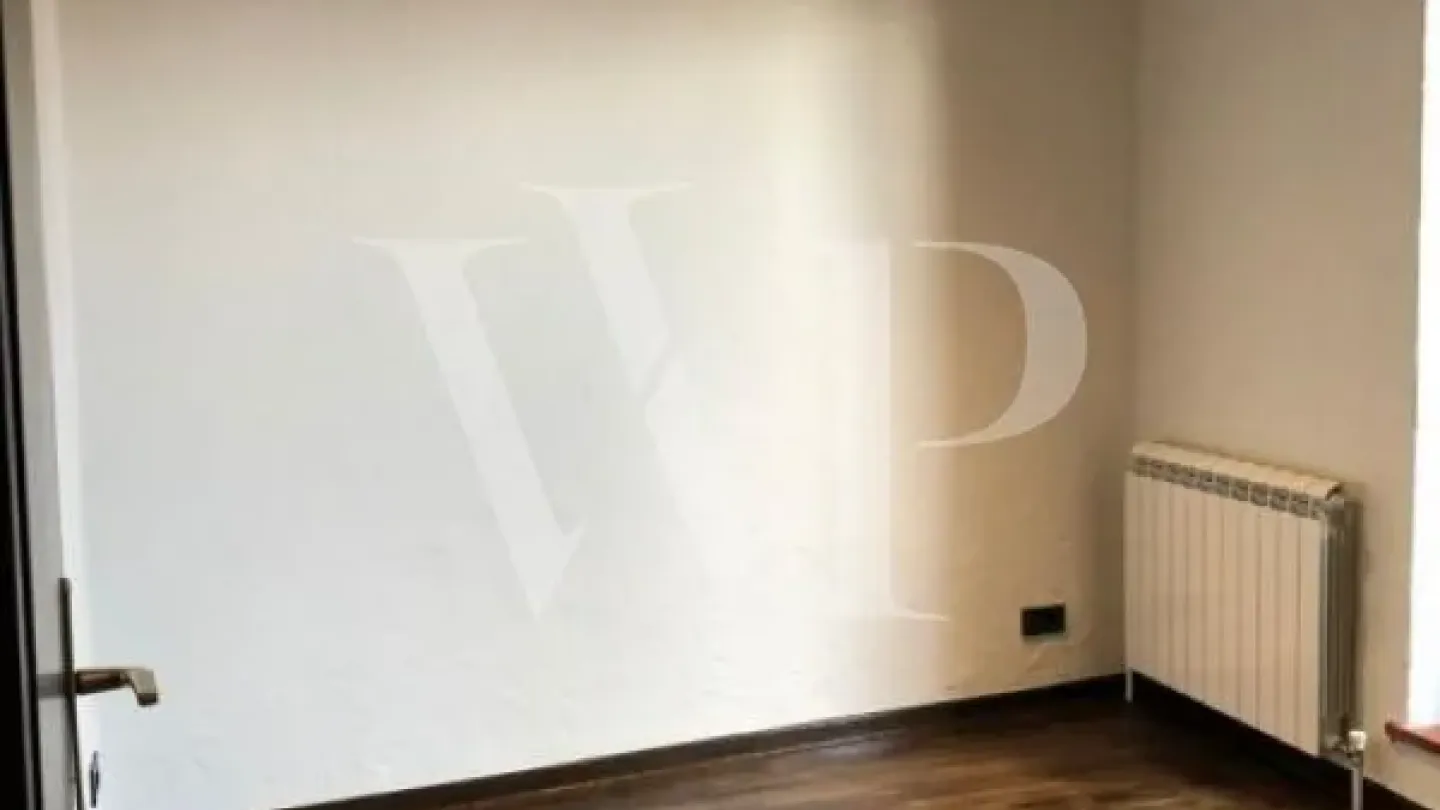 Spacious House with Pool and Terrace in Belgrade, 5 Bedrooms - Image 2