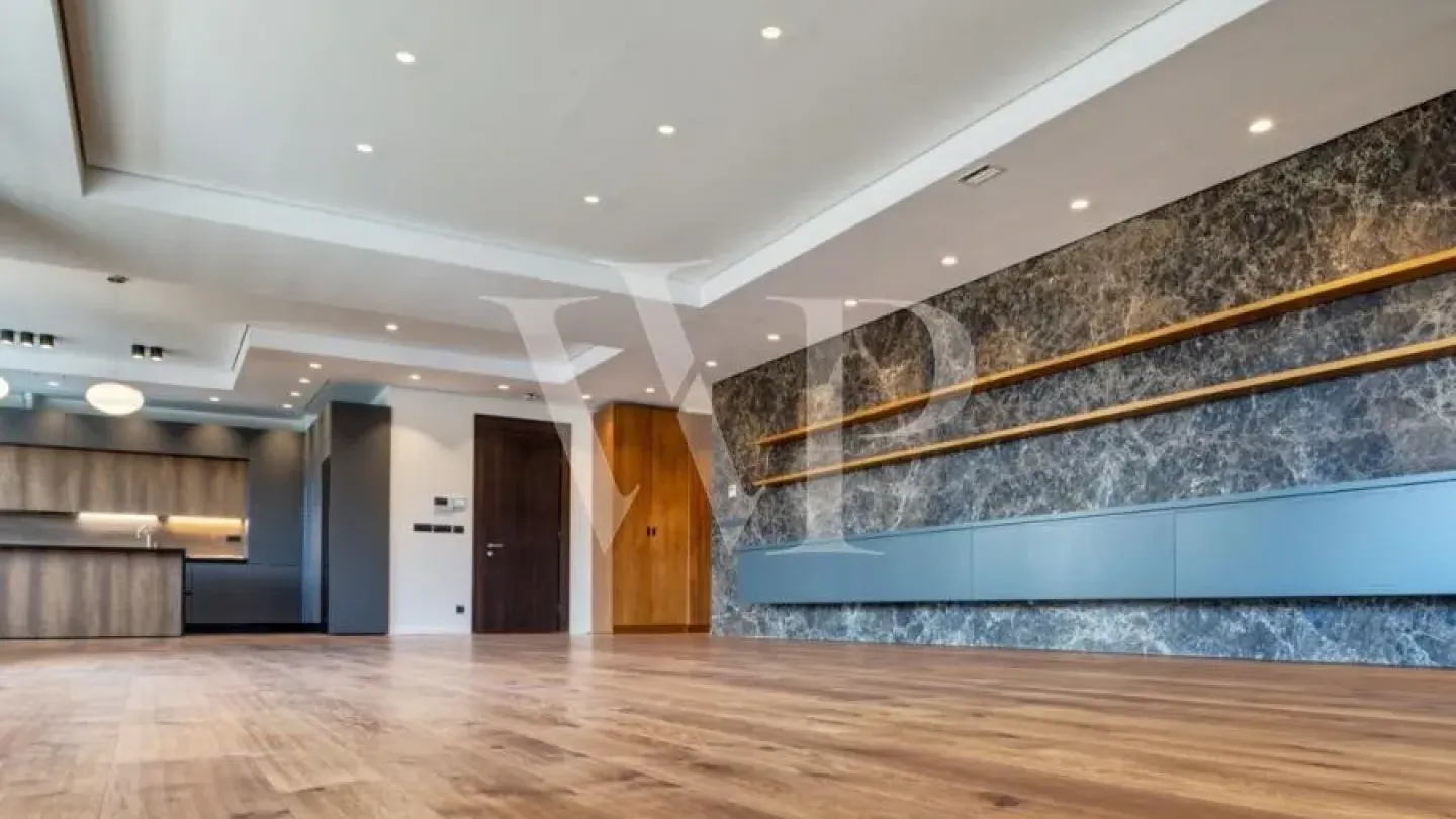 Spacious Luxury Apartment in Prime Belgrade Location, 3 Bedrooms - Image 1