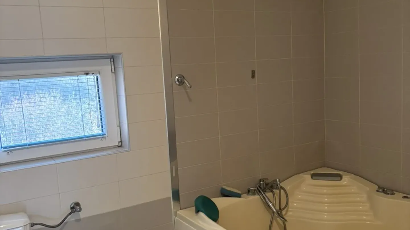 Spacious 2-Bedroom Apartment with Terrace in Quiet Kaluđerica, Belgrade - Image 2