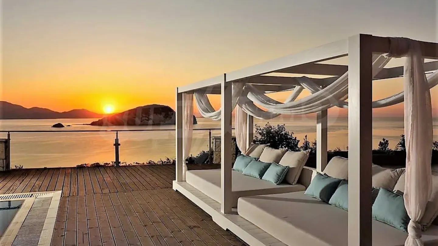 Luxury Villa with Stunning Sea Views in Zakynthos, Greece - Image 4